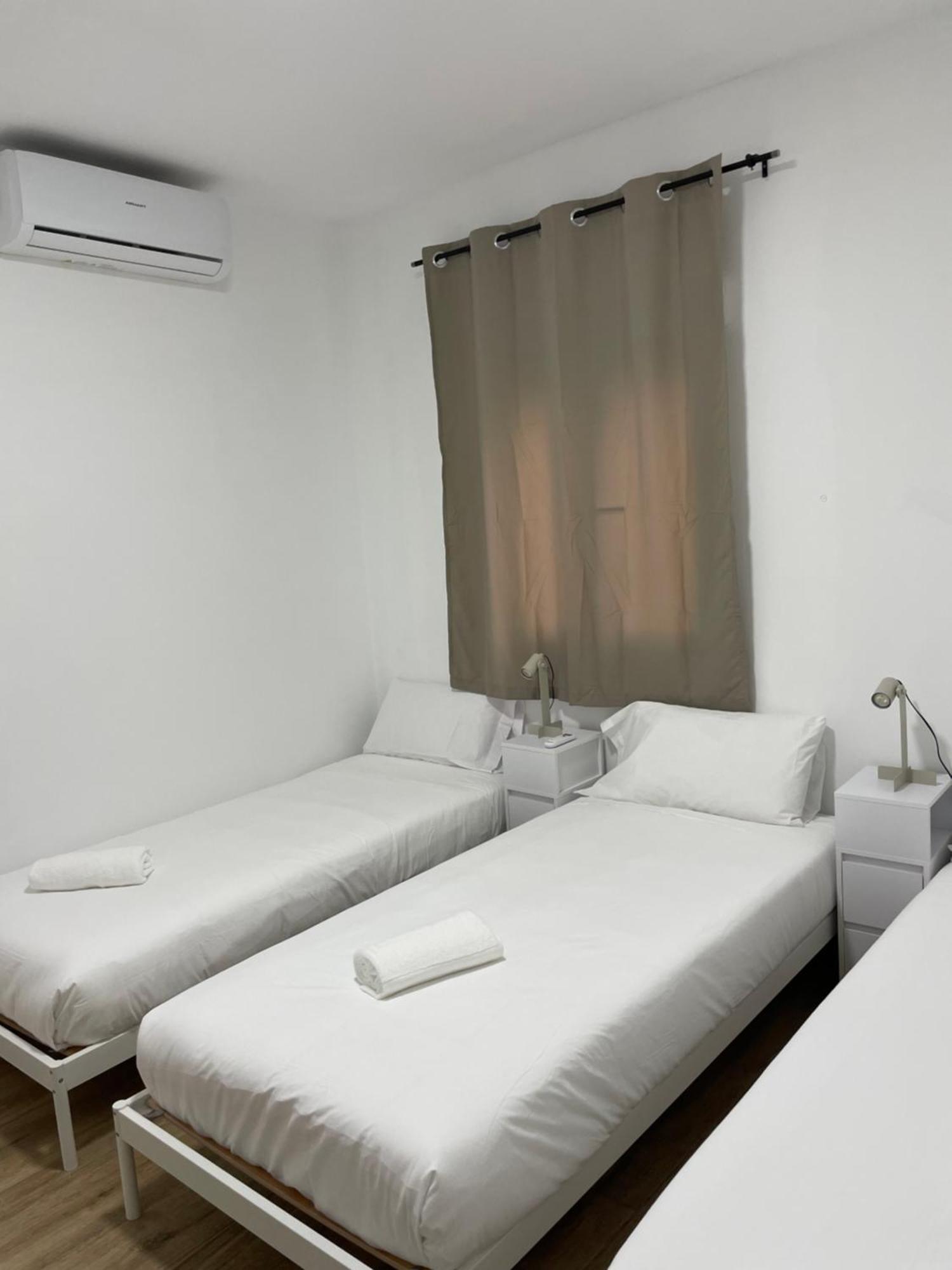 Tarradellas Sants Estacio Appartamento Barcellona